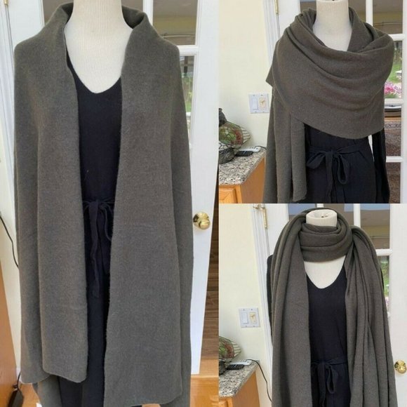C By Bloomingdale's 100% Cashmere Dark Olive Scarf
